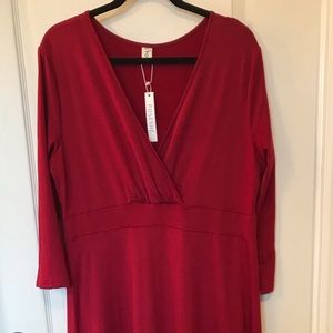 Burgundy V-Neck 3/4 Sleeve Gown